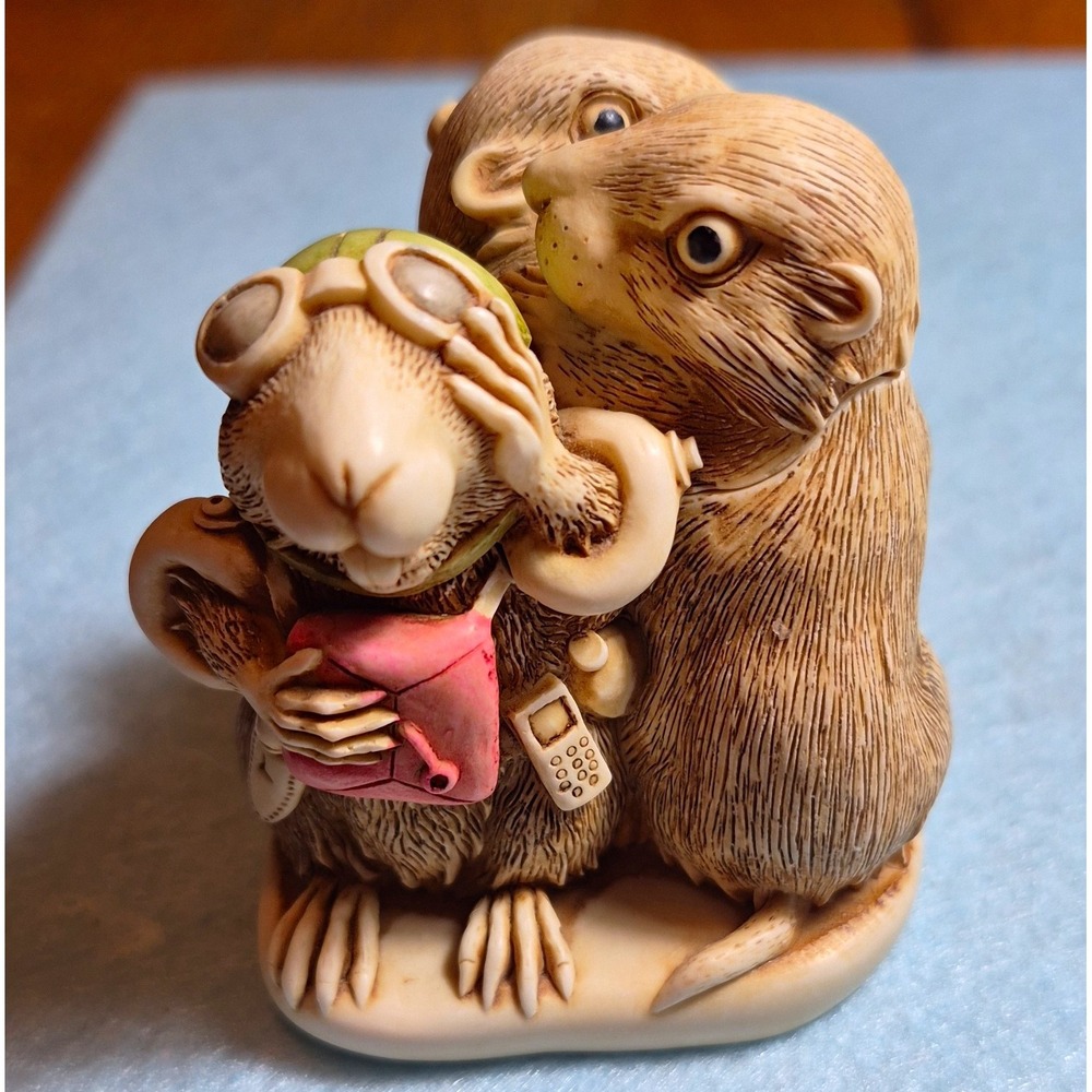Harmony Kingdom Treasure Jests Follow the Leader Otter Resin Figurine Boxed 2005